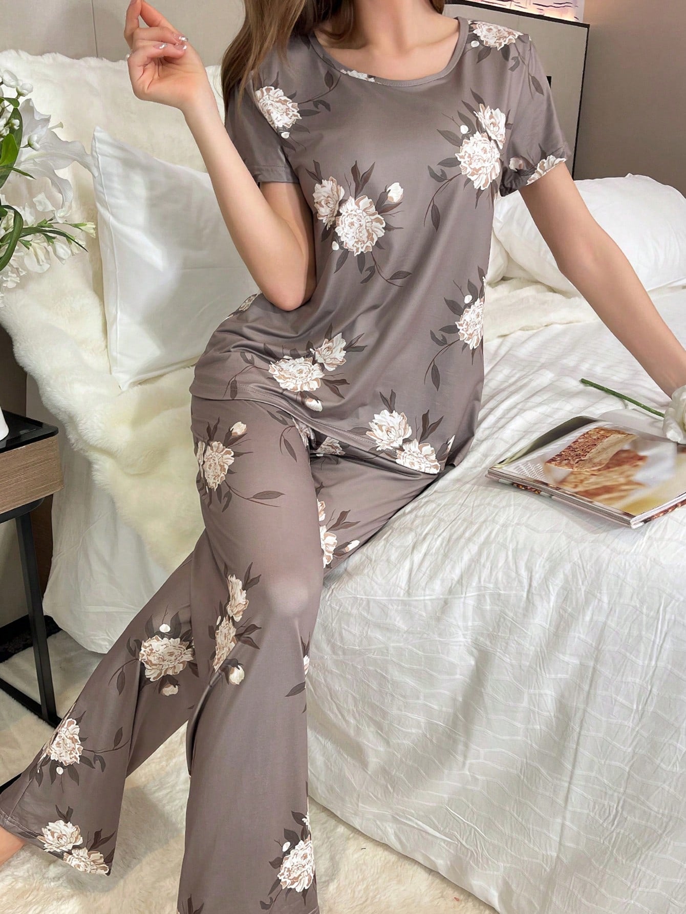 Contrast Color Floral Printed Short Sleeve Long Pant Pajama Set - WestLine Apparel