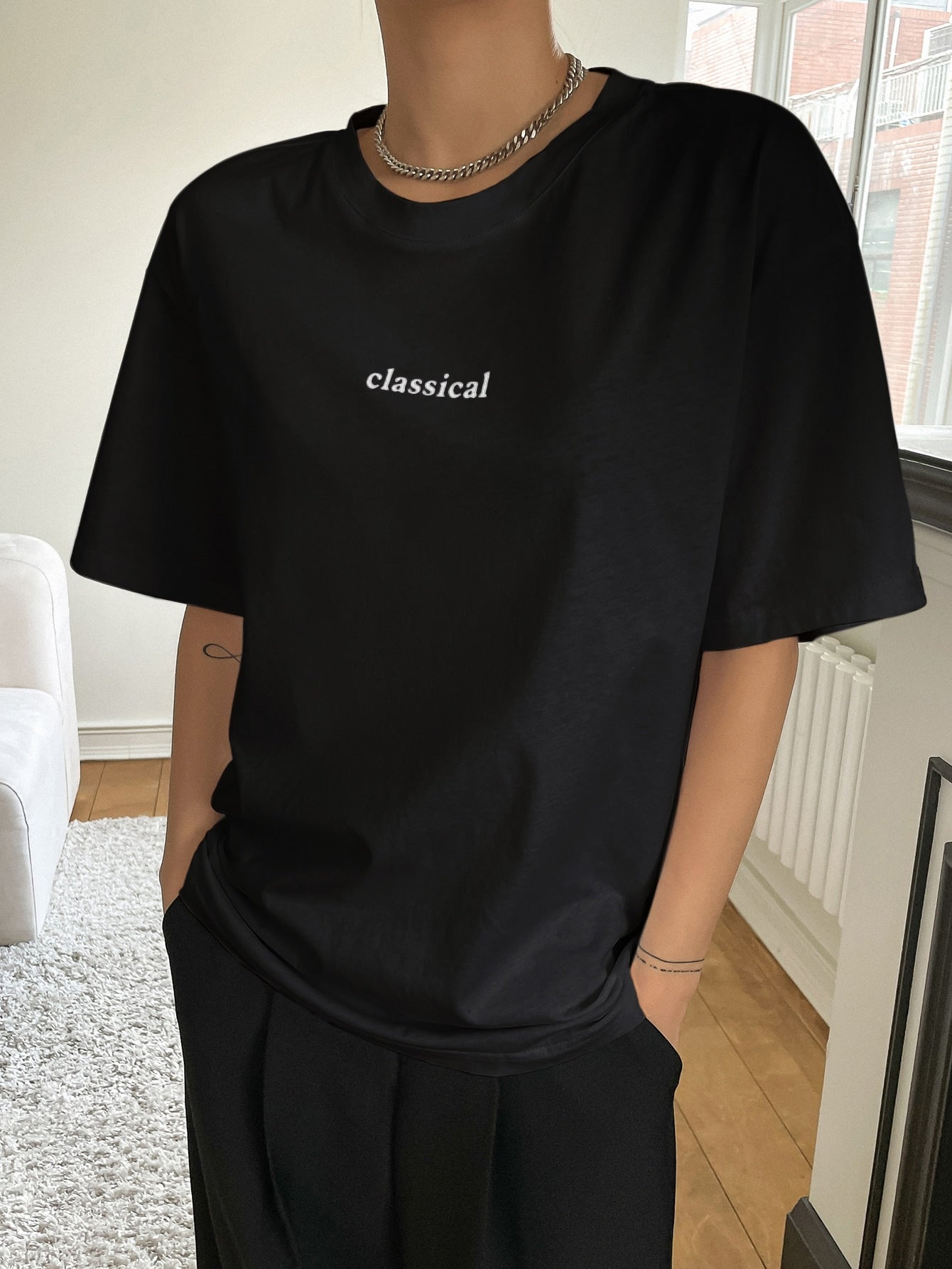 DAZY Letter Graphic Crew Neck Tee - WestLine Apparel