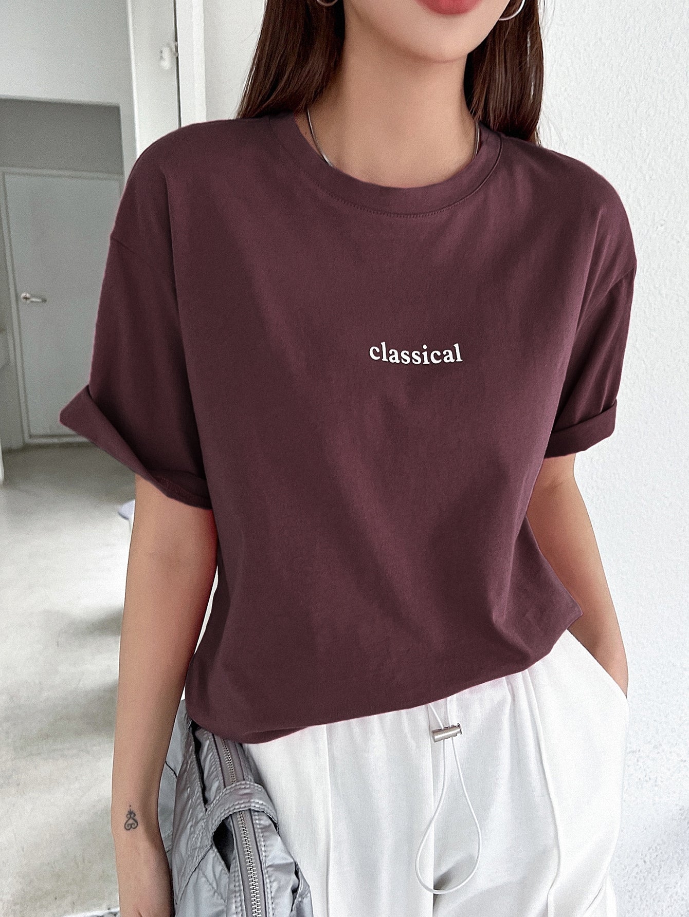 DAZY Letter Graphic Crew Neck Tee - WestLine Apparel