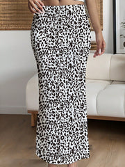 EZwear Women'S Black Knit Tight-Fit Knee-Length Skirt - WestLine Apparel