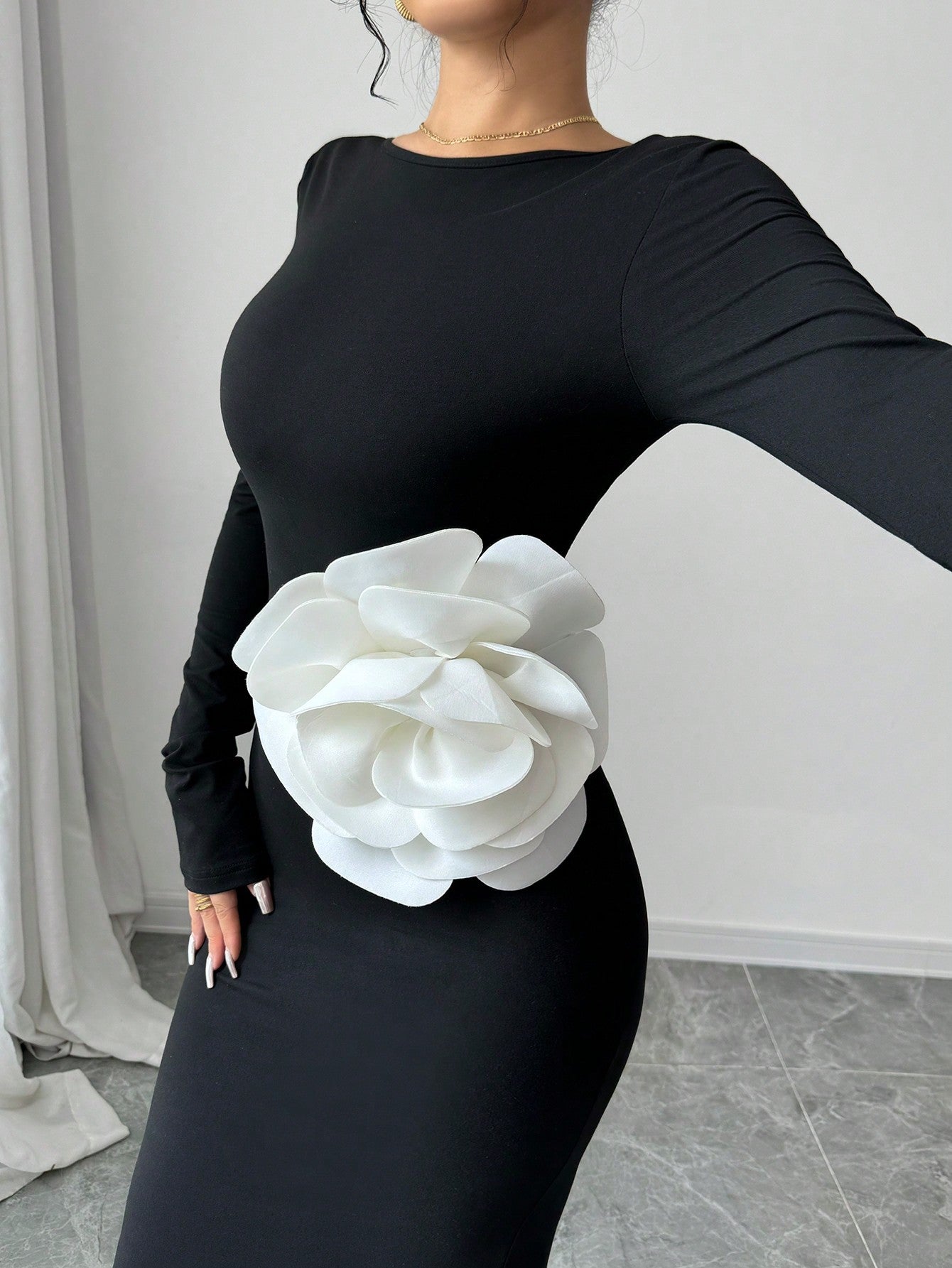 Elenzya 1pc Black Fitted Waist 3D Floral Print Backless Slim Mermaid Maxi Dress - WestLine Apparel