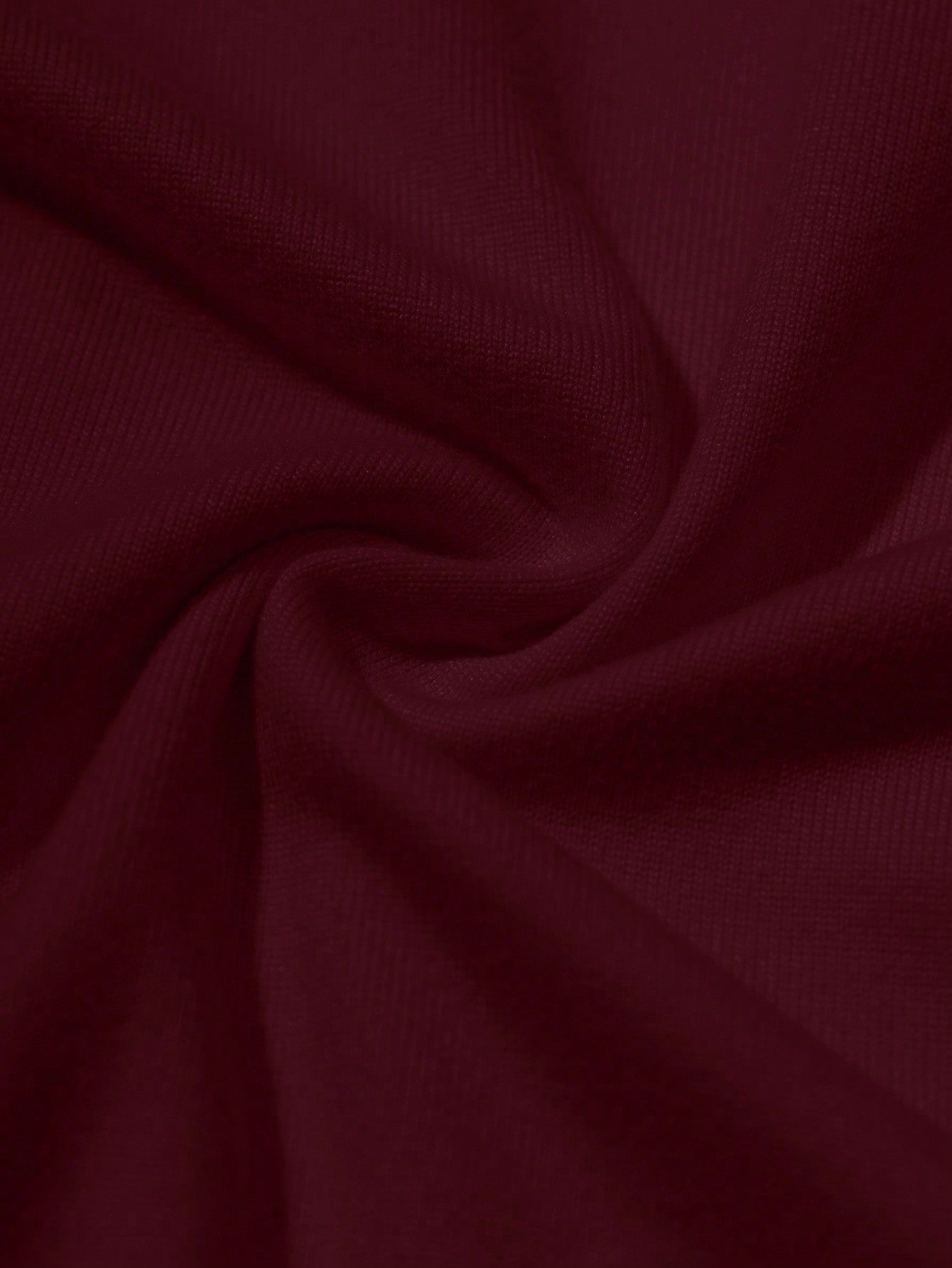 Essnce Scoop Neck Slim Fit Crop Tee - WestLine Apparel