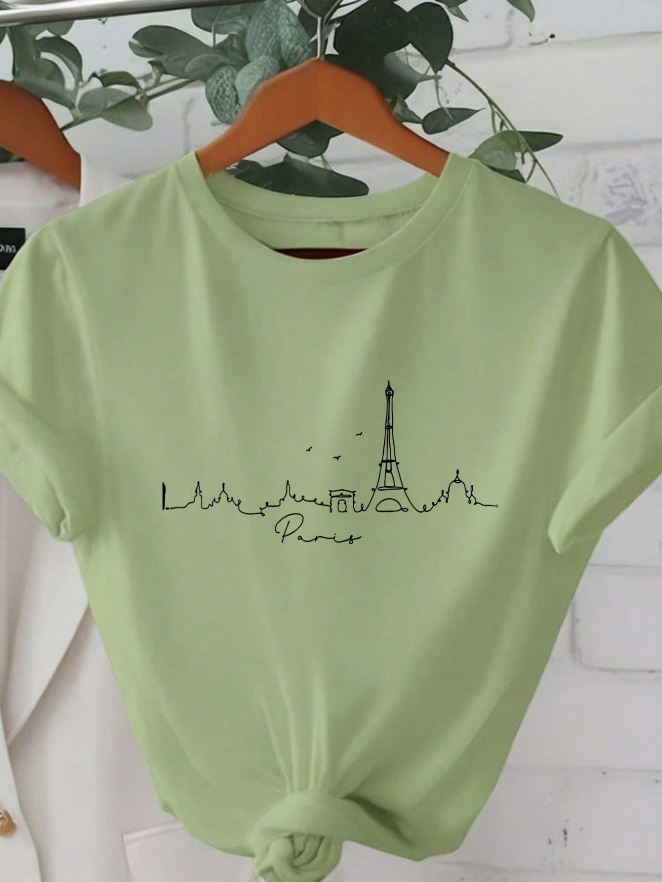 LUNE Paris Scenery Silhouettes Women's T-Shirt, Paris Cool Line Art Printed Round Neck Short Sleeve Tee, Casual - WestLine Apparel