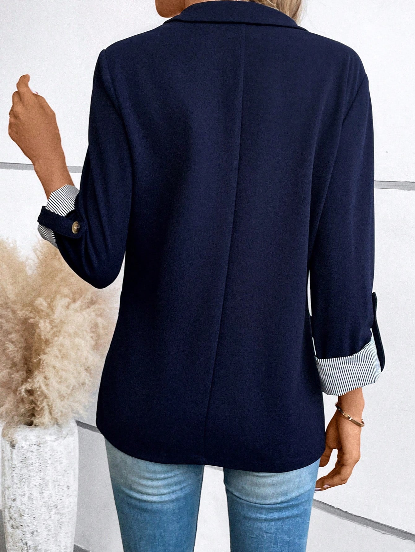 LUNE Roll Tab Sleeve Single Button Blazer - WestLine Apparel