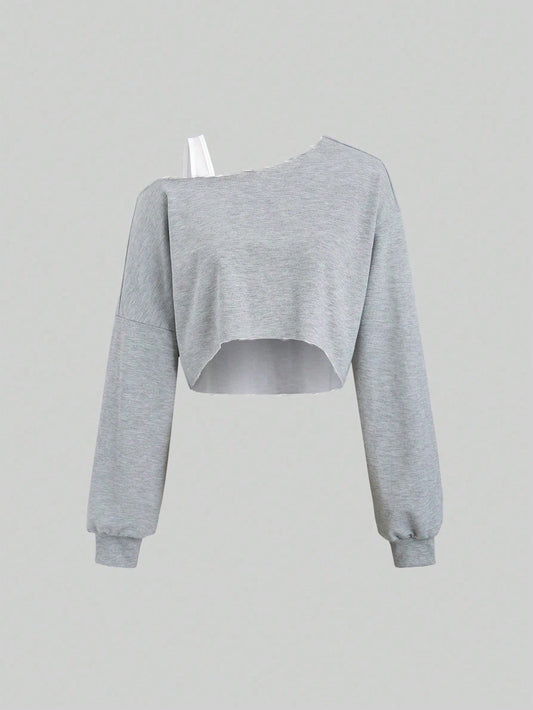 MOOSTA Colorblock Asymmetrical Neck Cropped Women's Sweatshirt - WestLine Apparel