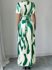 Privé Women Contrast Color Print Crew Neck Short Sleeve Dress (Random Print) - WestLine Apparel