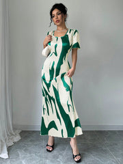 Privé Women Contrast Color Print Crew Neck Short Sleeve Dress (Random Print) - WestLine Apparel