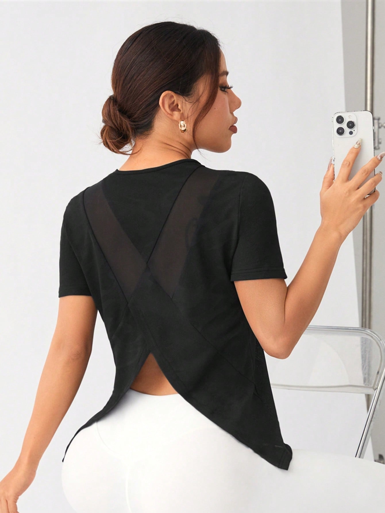 Sports Mesh Insert Round Neck Sports T-Shirt Gym Top - WestLine Apparel