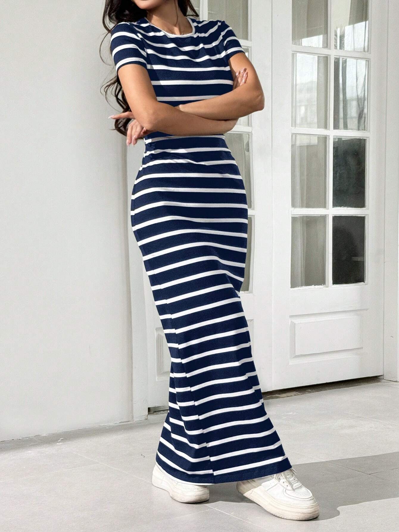 EZwear Women Summer Solid Color Short Sleeve Slim Fit Casual Midi Dress With Round Neck - WestLine Apparel